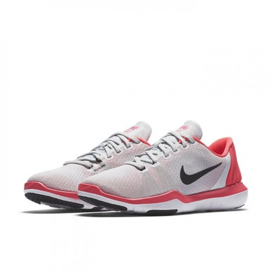 NIKE WMNS FLEX SUPREME TR 5